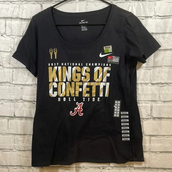 NWT! University of Alabama football 🏈 t-shirt Small - Picture 1 of 3
